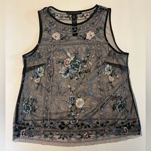 3/$15 🌺 White House black market sheer top